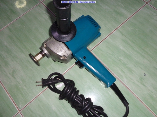 ขายเครื่องขัดเงา MAKITA รุ่น 9218B
