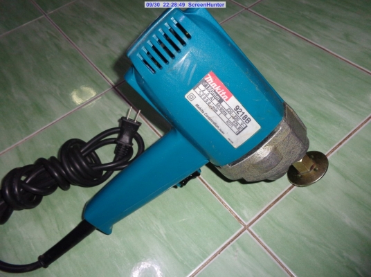 ขายเครื่องขัดเงา MAKITA รุ่น 9218B ขายเครื่องขัดเงา MAKITA รุ่น 9218B