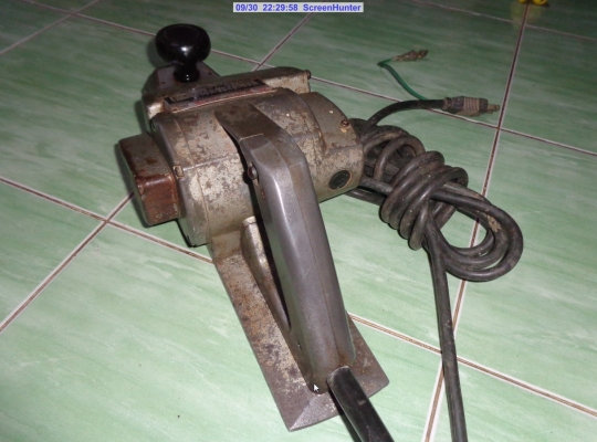 ขายกบไสไม้ ขนาด 3 นิ้ว MAKITA รุ่น 1600 กำลังไฟ 750 วัตต์