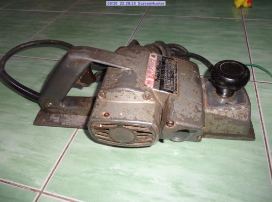ขายกบไสไม้ ขนาด 3 นิ้ว MAKITA รุ่น 1600 กำลังไฟ 750 วัตต์ ขายกบไสไม้ ขนาด 3 นิ้ว MAKITA รุ่น 1600 กำลังไฟ 750 วัตต์