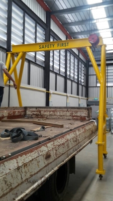 รับติดตั้งเครนโรงงาน บริการติดตั้งเครนอุตสาหกรรม