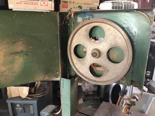 เลื่อยสายพาน