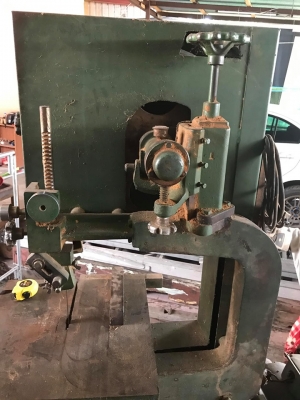 เลื่อยสายพาน