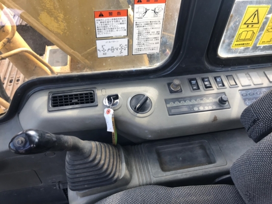 KOMATSU PC120-6E นำเข้าจากญี่ปุ่น สวยสภาพดีมาก ติดต่อ ผึ้ง 095-0563605