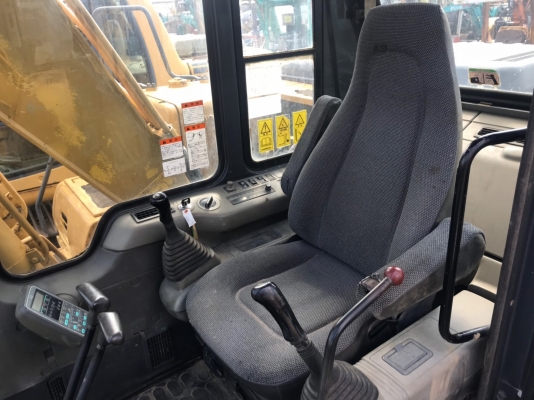 KOMATSU PC120-6E นำเข้าจากญี่ปุ่น สวยสภาพดีมาก ติดต่อ ผึ้ง 095-0563605