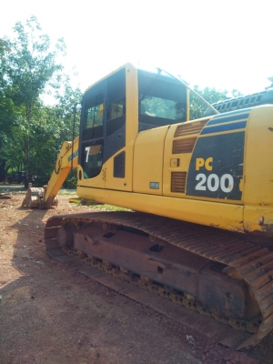 ขาย แบคโคร KOMATSU PC200-8 สภาพสวยพร้อมใช้งาน เครื่องปั้มดี เอกสารเล่มทะเบียน สนใจสอบถาม  093 0764943  คุณ ตั้ม