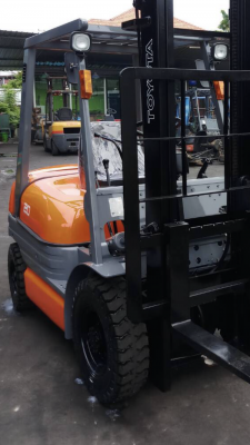 าย โฟรคลิฟท์ โตโยต้า รุ่น 6 เครื่อง ดีเซล หนัก 2 ตัน าย โฟรคลิฟท์ โตโยต้า รุ่น 6 เครื่อง ดีเซล หนัก 2 ตัน