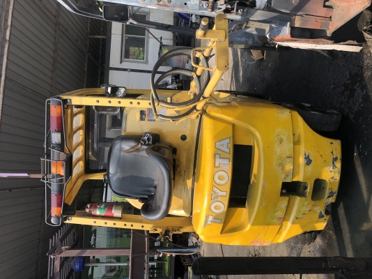 ขาย โฟรคลิฟท์ โตโยต้า รุ่น 8 เครื่อง ดีเซล หนัก 1.5 ตัน เสา 3 เมตร ขาย โฟรคลิฟท์ โตโยต้า รุ่น 8 เครื่อง ดีเซล หนัก 1.5 ตัน เสา 3 เมตร