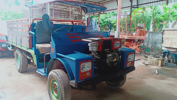 รถอีแต๋น