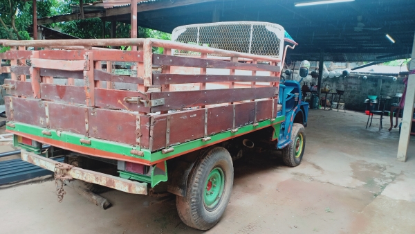 รถอีแต๋น