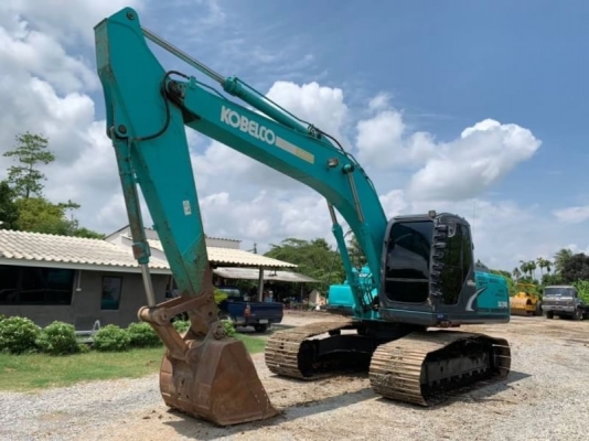 ขาย 1,580,000 ต่อรอง  KOBELCO  SK 200 YN 12 SUPER.  ทำงาน 14,xxx ชม เครื่องดี  ปั้มแรง  เอวแน่น ไฟฟ้าครบ  เฟรมสวย โช่ใหม่ 2 ข้าง ช่วงล่างเต็ม เอกสารแจ้งจำหน่าย  รถอยู่  นครปฐม โทร 0610710295  สนใจ รายการสินค้า อื่นๆ ที่ เว็ปไชค์ Truck2Hand https://www.tru