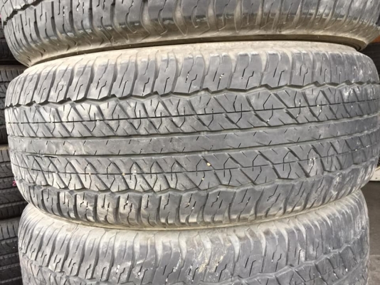 ขายยางดันรอป.265/60/18ปี2117 ดอกยางสวย ใช้ได้อีกนาน โทร0879050181.ส่งได้ครับ