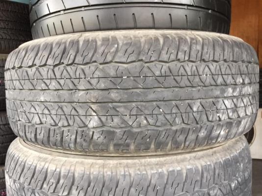 ขายยางดันรอป.265/60/18ปี2117 ดอกยางสวย ใช้ได้อีกนาน โทร0879050181.ส่งได้ครับ