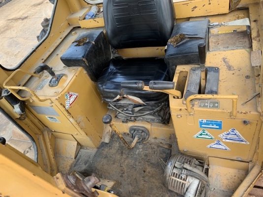 ขายรถดันดิน CAT D4H นำเข้าเองจากญี่ปุ่น สภาพสวยพร้อมใช้ ถึงเร็วๆนี้ครับ