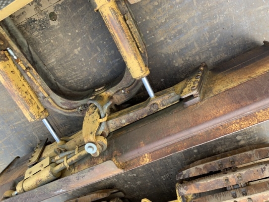 ขายรถดันดิน CAT D4H นำเข้าเองจากญี่ปุ่น สภาพสวยพร้อมใช้ ถึงเร็วๆนี้ครับ