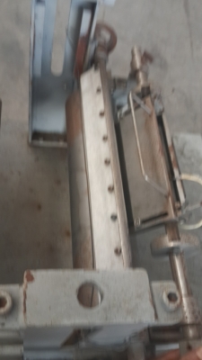 ขายเครื่องเคลือบฉลากพลาสติก มือสอง กึ่งอัตโนมัติ ใบมีดความร้อน ปรับองศา เร่งความเร็วการทำงาน มอเตอร์ได้