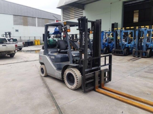 TOYOTA รุ่น02-8FGL25 ขนาด 2.5ตัน เครื่องยนต์เบนซิน