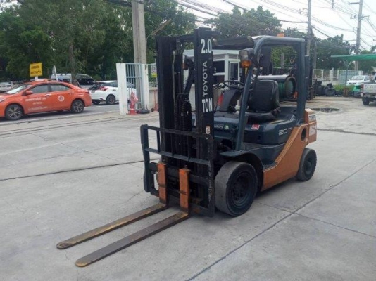 TOYOTA รุ่น02-8FGL20 ขนาด 2 ตัน เครื่องยนต์เบนซิน