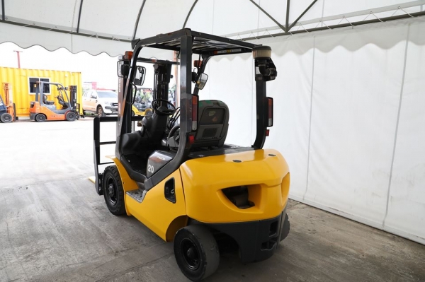 ใหม่ Komatsu FG20C-17 ขนาดยก2ตัน เสาสูง3เมตร งาเท ฮิ๊งฟอร์ค เครื่องยนตร์เบนซิล รถปี2011 นำเข้าโดยตรงจากญี่ปุ่น