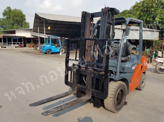 ขายรถยก TOYOTA รุ่น 8FD30