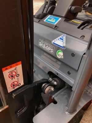 ใหม๋ Toyota 8FGL15 ขนาดยก1.5ตัน เสายกสูง3เมตร เครื่องยนต์เบนซิล+แก๊สLPGจากโรงงานญี่ปุ่น