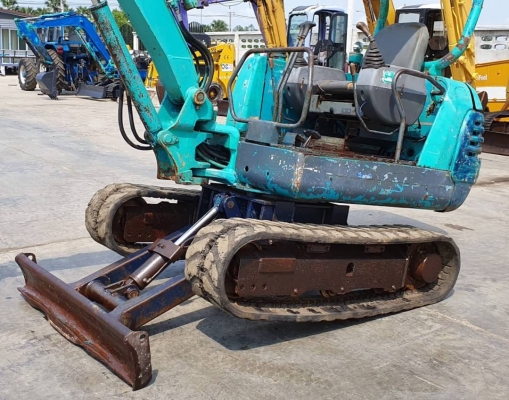 ขายด่วนรถแบคโฮคูโบต้าK22คอลโทลสั้นน้ำมันปั้มดีติดลายหัวกะแทกดีเทียบเท่าPC25รถนอกสถาพดีพร้อมใช้เพิ่งนำเข้ามายังไม่เคยใช้งานในไทยเลย