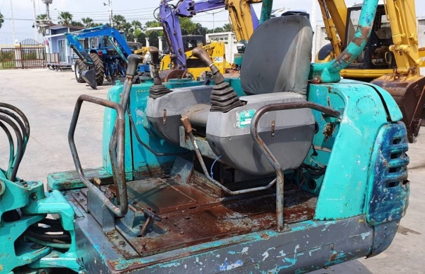 ขายด่วนรถแบคโฮคูโบต้าK22คอลโทลสั้นน้ำมันปั้มดีติดลายหัวกะแทกดีเทียบเท่าPC25รถนอกสถาพดีพร้อมใช้เพิ่งนำเข้ามายังไม่เคยใช้งานในไทยเลย