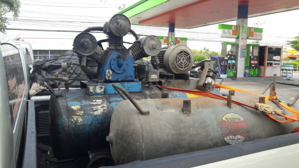 รับซื้อ รถตัก รถบด รถเกรด รถเครน รถแทร็คเตอร์ เครื่องจักรกลหนักเก่าทุกชนิด
