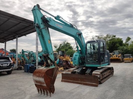 รถขุดรุ่นยอดนิยม KOBELCO SK135SR-2 YY-05 นำเข้าจากญี่ปุ่นโดยตรง โทร.090-986-2521 อ๊อบ