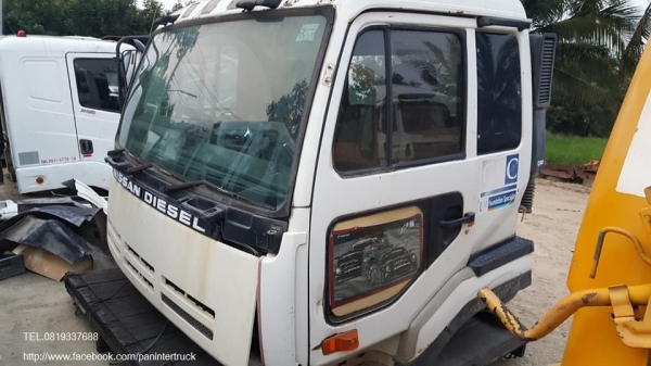 FROM JAPAN!! CABIN NISSAN (UDบิ๊คทรัมป์/ริทรัมป์/หัวแท่น) - CKB536BT หัวเก๋งรถบรรทุก10ล้อ -10ล้อหัวลาก