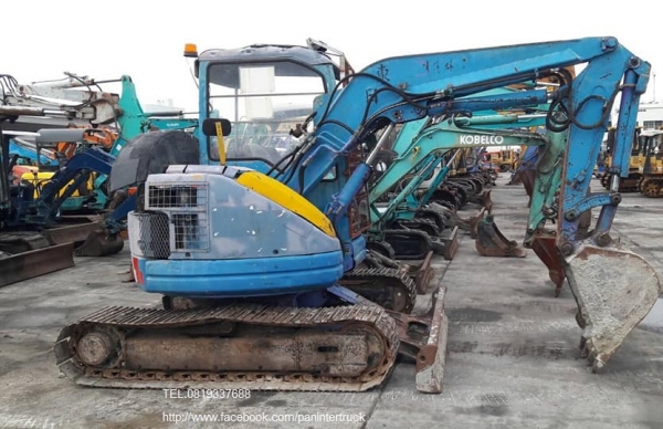 ลดกระหน่ำ ครั้งยิ่งใหญ่!!สินค้าเก่านอก ขายถูกด่วนๆ รถขุดKOMATSU PC50UG-2 เครื่องยนต์ KOMATSU -4D84, คอนโทรลน้ำมัน ,ปั๊มนิ้ว
