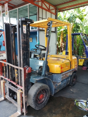 ขาย โฟรคลิฟท์ ที ซี เอ็ม ดีเซล หนัก 2.5 ตัน ขาย โฟรคลิฟท์ ที ซี เอ็ม ดีเซล หนัก 2.5 ตัน
