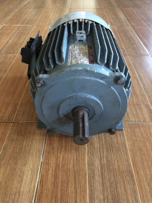 ขายมอเตอร์ไฟฟ้า MITSUBISHI. 5HP(3.7 kw)