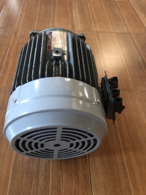 ขายมอเตอร์ไฟฟ้า MITSUBISHI. 5HP(3.7 kw)