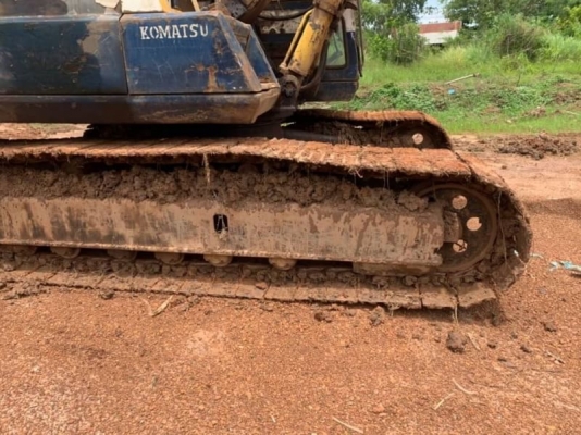 ขาย 295,000 ต่อรอง KOMATSU PC120-3 คอนโทรลสั้น เครื่องดี ปั้มแรง โช่หนา เอวแน่น เอกสารชื้อขาย   รถอยู่ จ นครพนม โทร 0610710295  สนใจ รายการสินค้า อื่นๆ ที่ เว็ปไชค์ Truck2Hand https://www.truck2hand.com/index.php?actions=content/search&amp;member_id=13619