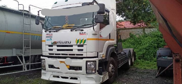 ขาย10ล้อหัวลากISUZU DECA360แรงม้าปี55หัวบางเดิมราคา 1,450,000
