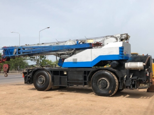 ขายรถเครน KOBELCO RK450 (ขนาด 45 ตัน) รถนอกนำเข้า ไม่เคยใช้งานในไทย มีVDOการทำงานครับ