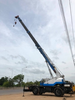 ขายรถเครน KOBELCO RK450 (ขนาด 45 ตัน) รถนอกนำเข้า ไม่เคยใช้งานในไทย มีVDOการทำงานครับ