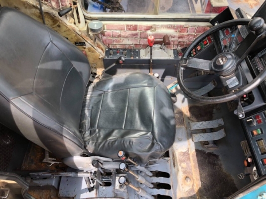 ขายรถเครน KOBELCO RK450 (ขนาด 45 ตัน) รถนอกนำเข้า ไม่เคยใช้งานในไทย มีVDOการทำงานครับ