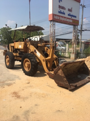 รถตักล้อยาง KOMATSU ต่อแขนแล้ว เครื่องดี สต้าทใช้งานได้ปกติ