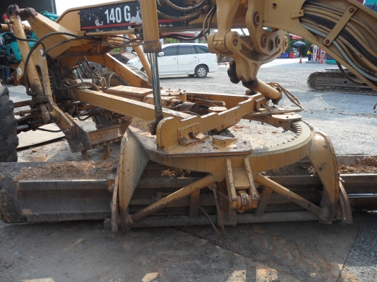 รถเกรด CATERPILLAR รุ่น 140g-69XX สภาพพร้อมใช้งาน เอกสารเล่มทะเบียน @1,700,000 บาท สนใจโทร 081-989-1989