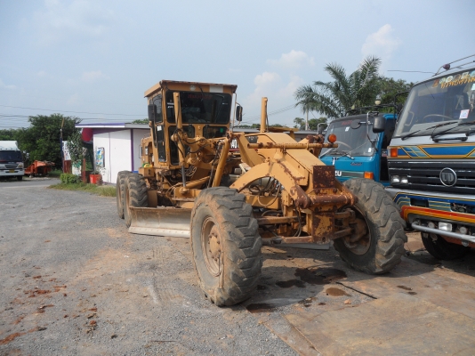 รถเกรด CATERPILLAR รุ่น 140g-69XX สภาพพร้อมใช้งาน เอกสารเล่มทะเบียน @1,700,000 บาท สนใจโทร 081-989-1989