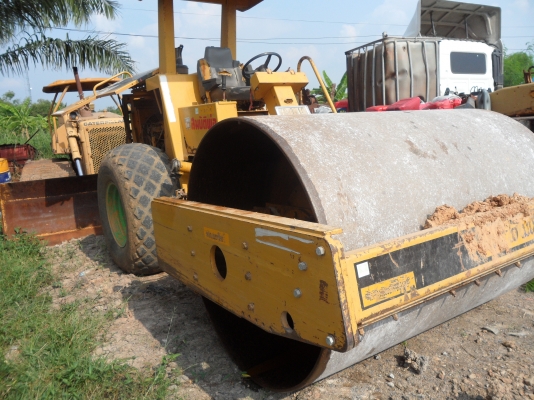 รถบดล้อเรียบ 10 ตัน รุ่นยอดนิยมจาก CAT TS563 อะไหล่หาง่าย    ราคาถูกที่สุด @650,000 โทร081-989-1989 หรั่งครับ