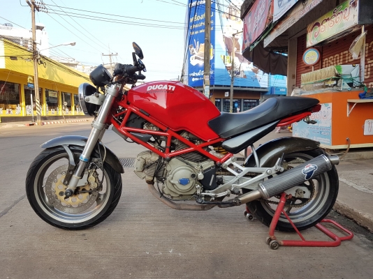 ขาย DUCATI MONSTER400 ปี2001 เดิมๆ สีสวย ท่อแต่งคู่ TERMIGNONI แฮนด์แต่ง กระจกแต่ง   อินวอยส์ สรรพสามิตร ราคา 49500 บาท ส่งได้ทั่วไทย  สนใจติดต่อ ☎️081-0578282 FACEBOOK ชาญณรงค์ ป๊อป ชัยอมฤต ไอดีไลน์ POPBIGBIKESAKON สนใจรถสวย ถูก ดี ต้อง POP BIGBIKE SAKON