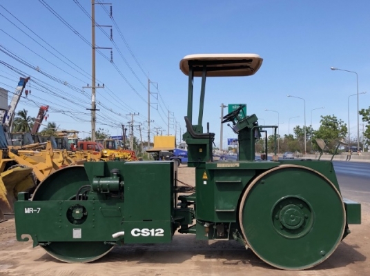 ขายรถบด 3 ล้อ DYNAPAC CS12 (2,xxx ชั่วโมง) นำเข้าเองจากญี่ปุ่น สภาพสวยพร้อมใช้ มีVDOการทำงานครับ