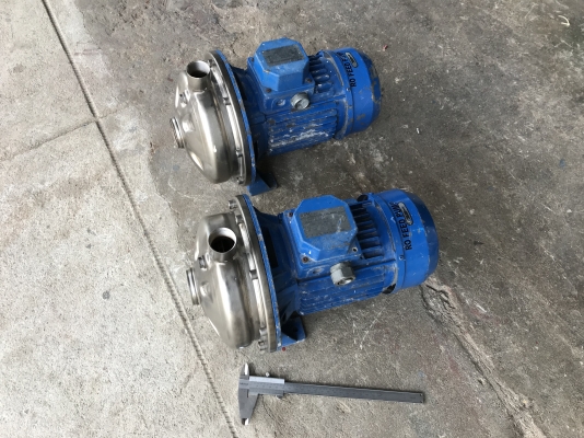 ขายปั๊มน้ำหอยโข่งหัวสแตนเลส Stac 2.5HP. 380V made in Italy สภาพสวย หมุนนิ่ม พร้อมใช้งาน มี 2ตัวครับ ขายปั๊มน้ำหอยโข่งหัวสแตนเลส Stac 2.5HP. 380V made in Italy สภาพสวย หมุนนิ่ม พร้อมใช้งาน มี 2ตัวครับ