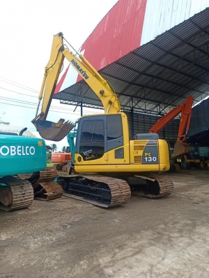 ขายจ้า..KOMATSU PC130-8. เก่าใน  ดี  สวย  ไฟฟ้าครบ เอกสารเล่มทะเบียน โทร 089-3818694 จ๊อย