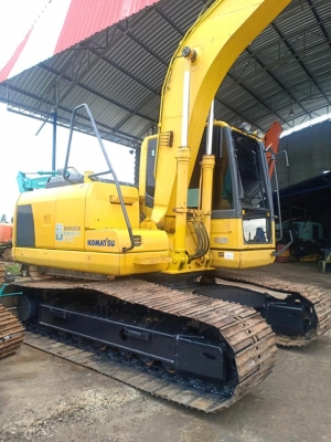 ขายจ้า..KOMATSU PC130-8. เก่าใน  ดี  สวย  ไฟฟ้าครบ เอกสารเล่มทะเบียน โทร 089-3818694 จ๊อย
