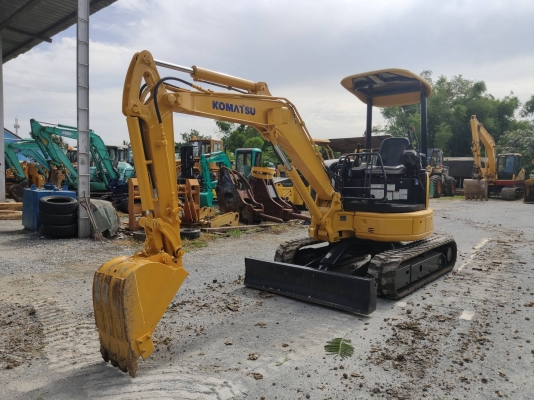 มาใหม่ ถึงไทยแล้วคับ KOMATSU PC 30MR-2 จากญี่ปุ่น สวยมาก โทร.090-986-2521 อ๊อบ