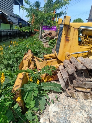ขายจ้า..KOMATSU D20P-6 เก่าใน  สภาพดี  พร้อมใช้  เอกสารอินซอย  โทร 089-3818694 จ๊อย